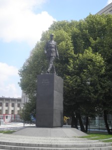 Denkmal Charles de Gaulle in Warschau. Foto: Wolfgang Schmale, 14.6.2015