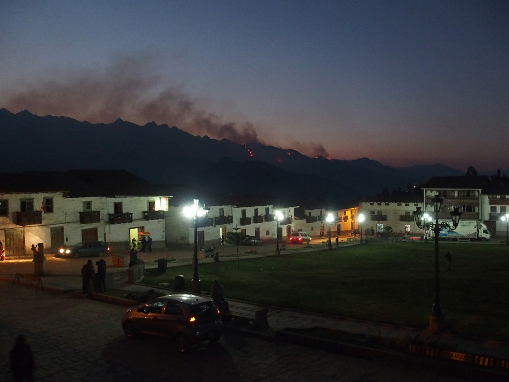 Chacas künstlich gelegte Feuer