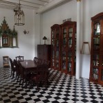 Iquitos Casa Morey Bibliothek