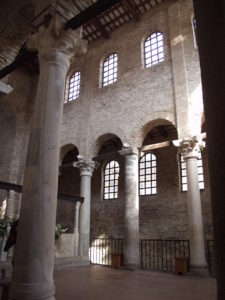 Grado antike Säulen im Kirchenbau